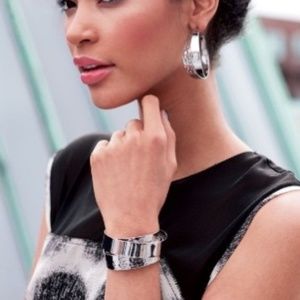 Stella & Dot  Retired Corso Bracelet